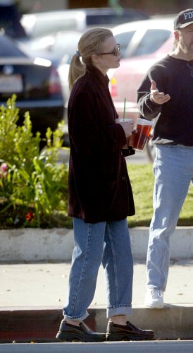 Kim Basinge On 2002-11-14