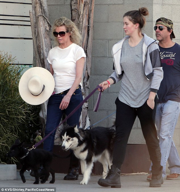 Kim, Ireland And Mitch in Los Angeles on November 23, 2015