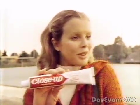 Close Up Thootpaste (1975)